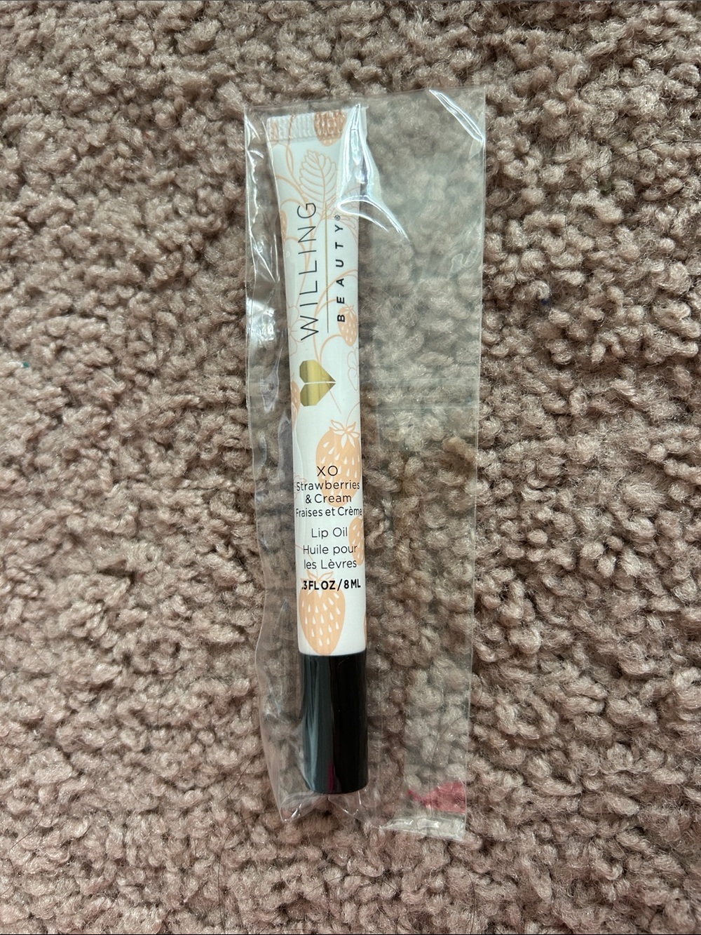 Strawberries & Cream Lip Oil - Cream/Peach